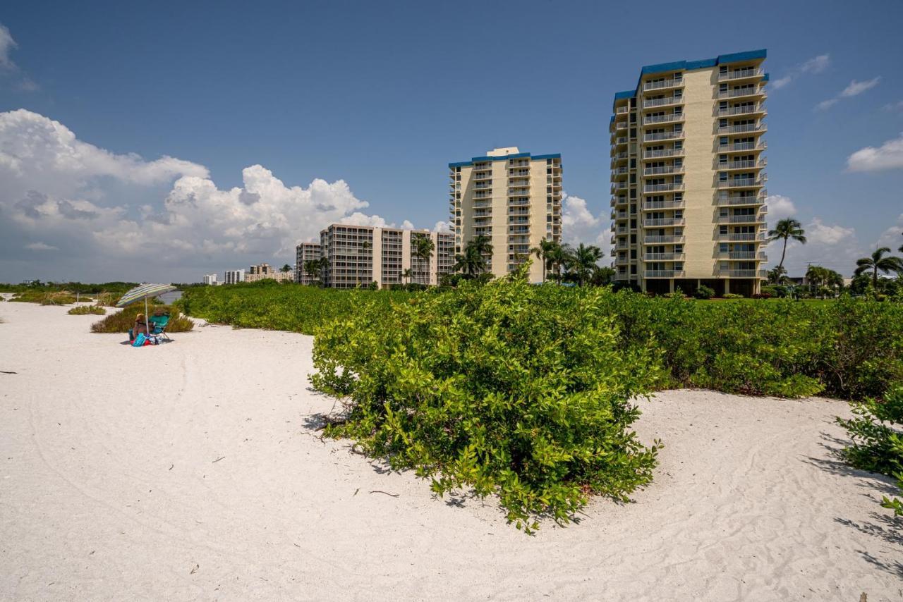 Updated Gulf Front Condo On The South End Of Fort Myers Beach! Condo Bagian luar foto